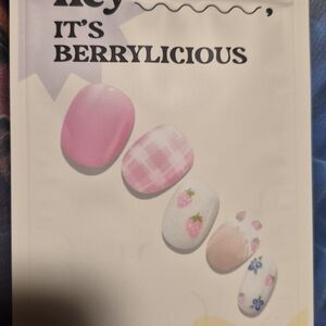 Semi Cured Nail Strip Spring Fashion